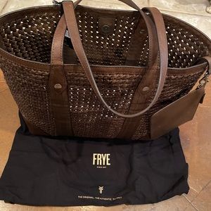 Brand new Frye Melissa Shopper